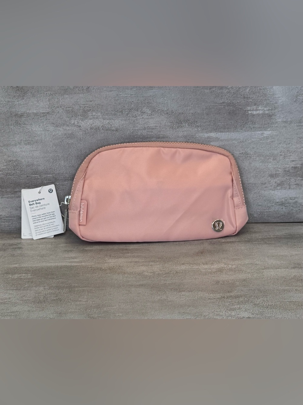 Lululemon Everywhere Belt Bag 1L Pink Mist Silver Logo